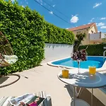 Orlic Apartment