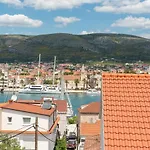Apartment Orlic Trogir