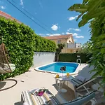 Orlic Apartment *