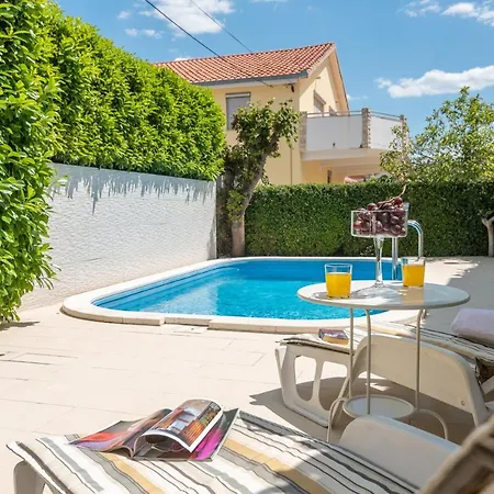 Apartment Orlic Trogir