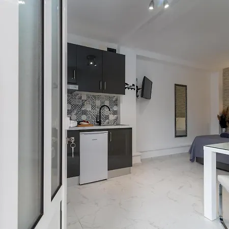 Orlic Apartment Trogir