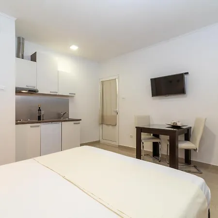 Apartman Orlic *