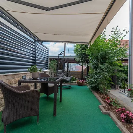 Orlic Apartman *